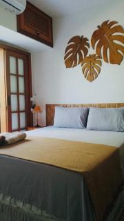 Na Vila da Praia do Forte- BA, 2 quartos, piscina, 2 garagens - 3