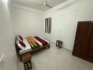 Hotel Raghav Inn - 7
