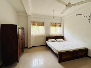 Anchor House - 4