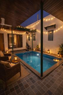 The Lagoon- 3BK Cottage Stay with Private Pool and Garden - 5