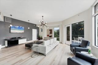 Large Corner 3 Bdrm Oasis Lake Eola - 9