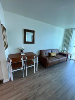 Stunning Water View Suite - 6