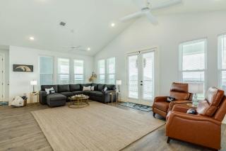 Luxury Home Steps to the Sand - 7