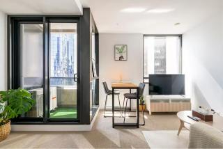 Cosy apartment in the heart of CBD with Wifi & Parking - 6