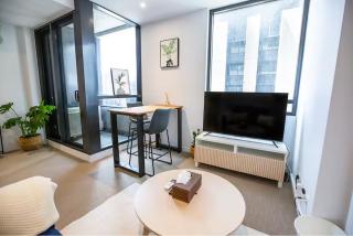 Cosy apartment in the heart of CBD with Wifi & Parking - 1
