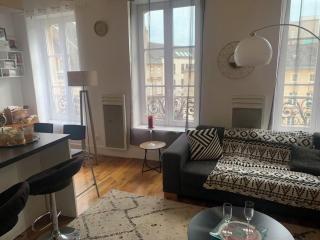 Chez Édouard Duplex coeur de ville - 9