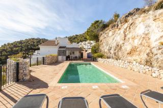 Five Star Villa with Heavenly Views - 9