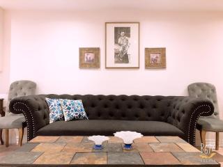 Cozy 2bedroom Basement unit - 2