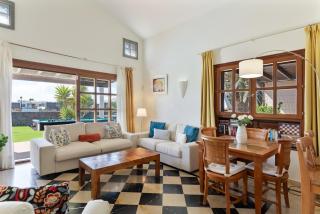 Villa Ambar Cherry - 6