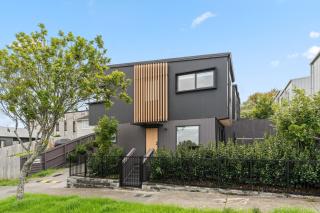 3BDR Award Winning Home in peaceful cul de sac - 5
