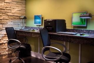 Best Western Airport Albuquerque InnSuites Hotel & Suites - 5