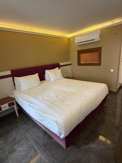 Olive Hotel - 3
