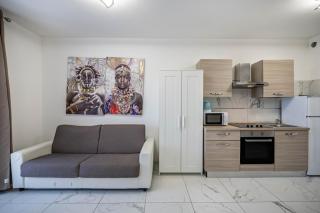 Planet Suite 303 - 7