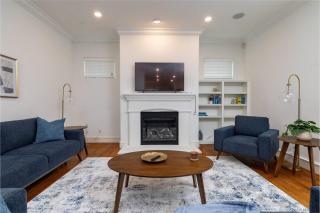 Upscale 4BR Retreat Sleeps 8 | World Cup Getaway - 0