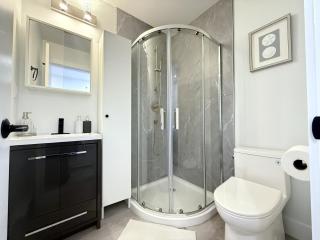 Vancouver Katherine 2BD 2BA Laneway Home - 3
