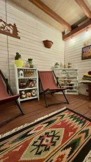 "Глиняна хатинка" - 8