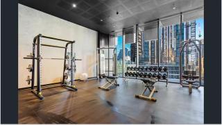 Luxury & Cosy Apartment in CBD with WI-FI & Parking - 8