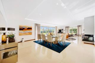 Ria Lounge House - 7