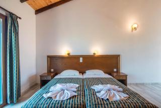 Mirage Arillas Studio Type C18 - 8