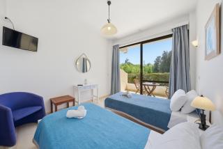 Alexandra Studio 4 - 9