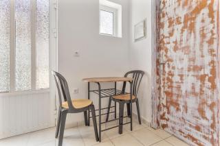 Bel Momento - Family Room - 7