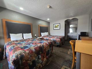 Scottish Inn and Suites Beaumont - 2