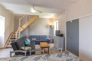 Belle Maison En Pierre Avec Piscine - 9