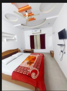 Hotel prayag with ev car station 7,4kw - 3