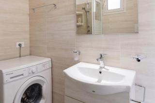 Rosy Appartamento con Terrazzo - 2