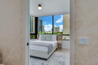 District 225 Condo by Ionica - 7