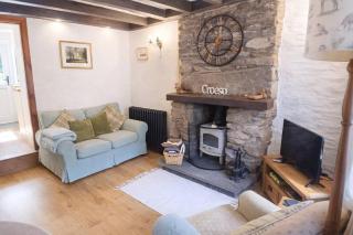 Squirrel Cottage - Cosy getaway - 8