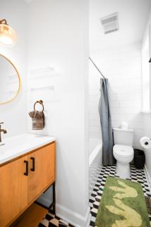The Perfect SHAW B&B Experience! Free Parking Pass - 9