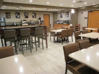 Best Western Plus Omaha Airport Inn - 4