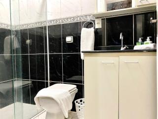 ITU - LINDA BEAUTIFUL HOUSE IN CONDOMINIUM - POOL- Wifi - 5