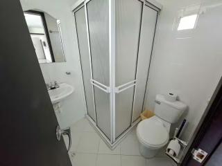 Apto Moderno con Piscina Privada y Vista Panorámica - 5