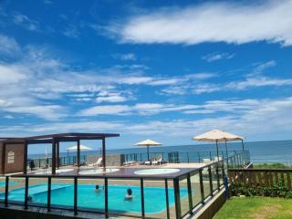 Apto pé na areia, próximo ao Beto Carrero World - 9