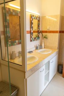 L'Oasis fleuri rooftop avec vue mer, plage à pied - 1