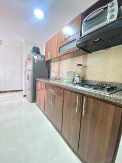 La vida es bella hermosa habitación cerca a expo futuro y aeropuerto - 6