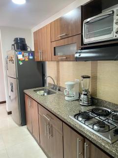 La vida es bella hermosa habitación cerca a expo futuro y aeropuerto - 1