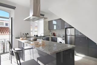 Traditional 3 bedroom apartment - Alte - 7