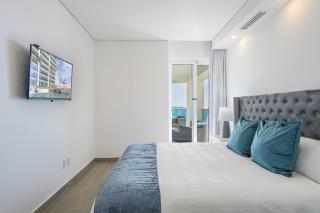Stunning Beach front Encantame Verano 605 - 0