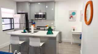 After Hours - Wilton Drive and Jacuzzi - 1