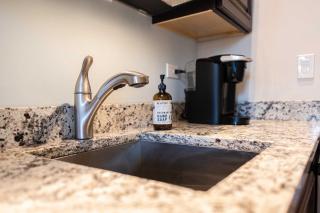 124 Lofts - Downtown Dundee - Walk to Dining - 9