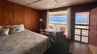 Sea Foam Motel - 9