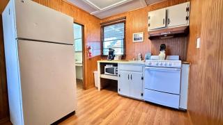Sea Foam Motel - 5