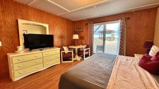 Sea Foam Motel - 4