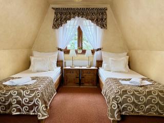 Hotel Dwór Karolówka - 1