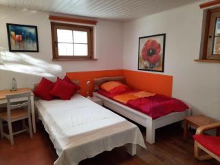 Ferienwohnung Dörflich - 8