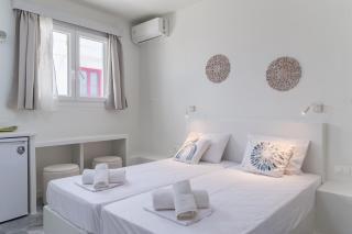 A Tinian Room 1 - 0