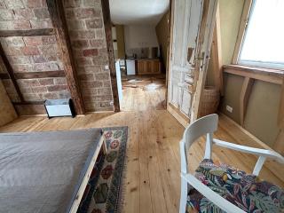 Zimmer geräumiger Wohnküche am Stadtrand mit Holzofen - 5